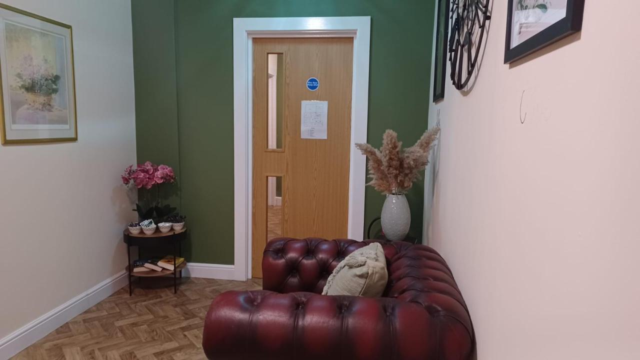 The Renishaw Rooms エクステリア 写真